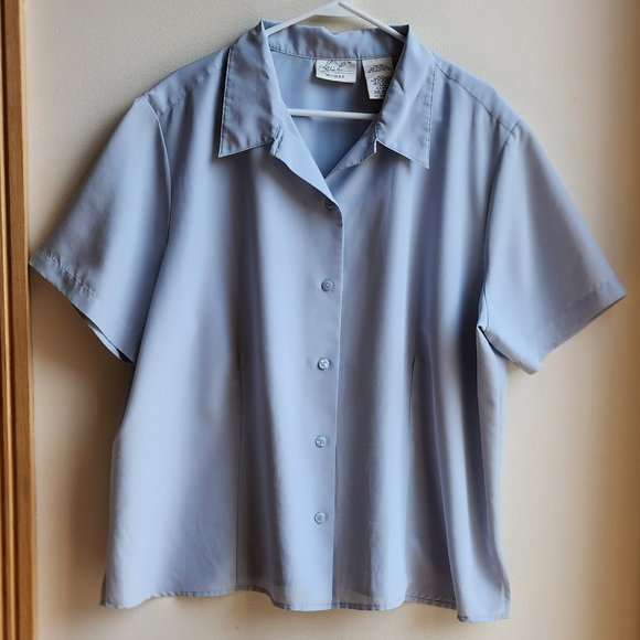 Kathie Lee Collection Vintage Blue Shortsleeve Button Down Blouse Size 22W/24W - Picture 5 of 14